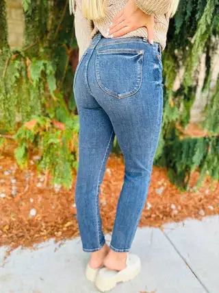 CurveHugger Jeans